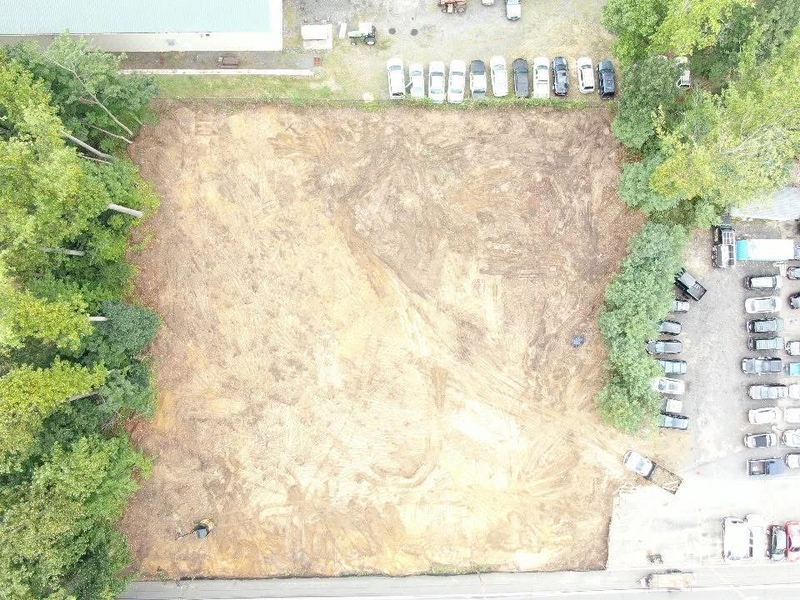 Shored utility trench with trench box